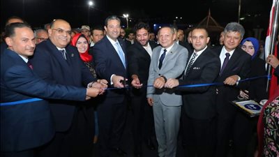 محافظ دمياط يُطلق إشارة البدء لمهرجان 