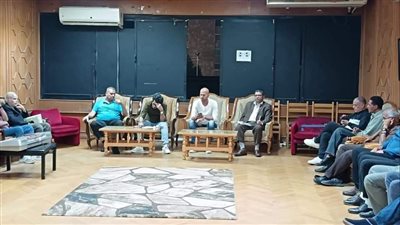 الشاعر أحمد عليوة في ضيافة نادي أدب الإسماعيلية (صور) 