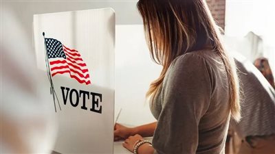 قاض يأمر مقاطعة بولاية بنسلفانيا بإصدار بطاقات اقتراع لناخبين لم يتسلموها 