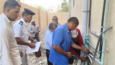 وزير الإسكان: حملات على وصلات المياه الخلسة وتحصيل المديونيات بالمدن الجديدة حفاظًا على موارد الدولة