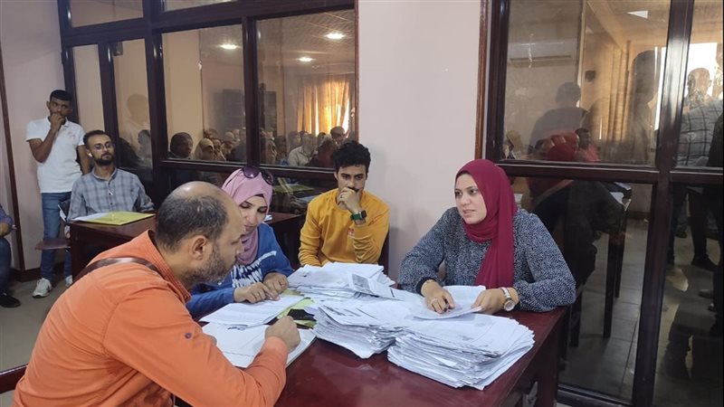 انعقاد لجنة التضلمات