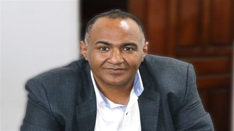  الدكتور أبو بكر