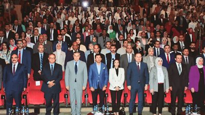 محافظ البحيرة: الوعي ركيزة أساسية لتشكيل جيل قادر على مواجهة التحديات