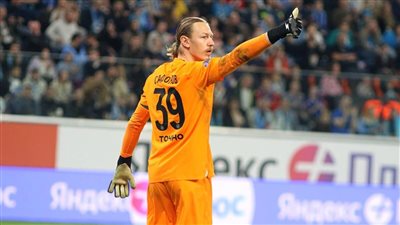 مدرب سان جيرمان يبرر إشراك سافونوف بدلا من دوناروما أمام لانس