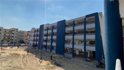 معدلات تنفيذ عدد من المشروعات التعليمية بدمياط الجديدة 