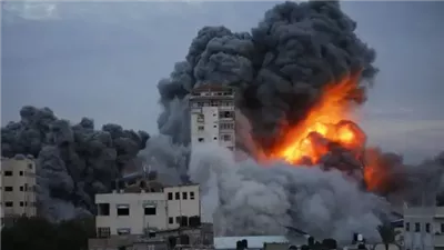 بينهم 13 طفلًا، استشهاد 33 فلسطينيًّا بقصف إسرائيلي لمنزل في بلدة جباليا