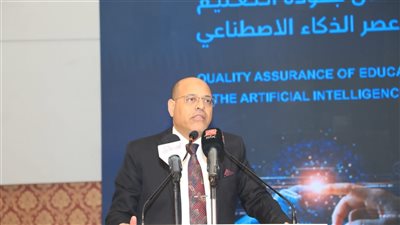 وزير العمل يُشارك في المؤتمر الدولي السابع 