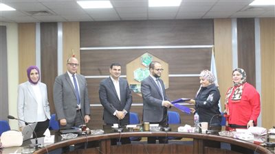 مستثمري العاشر توقع بروتوكول تعاون مع الإقليمي لخدمات نقل الدم بالمصانع