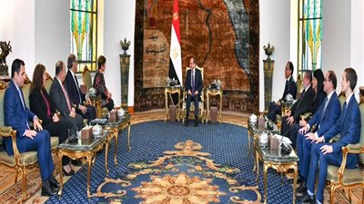 السيسي يستقبل وفد 