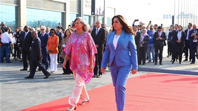 منال عوض: الحكومة تؤمن بأهمية تمكين المحليات وإشراك القطاع الخاص والمجتمع المدني