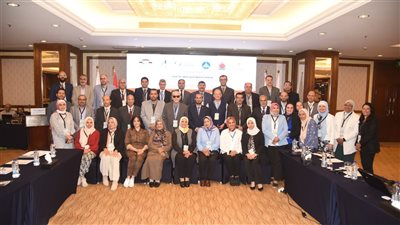 اللجنة الوطنية للتربية تُنظم مائدة مُستديرة حول تطوير مشاريع صغيرة بمجال الطاقة