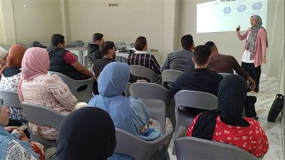 ريادة الأعمال ندوة بمركز التنمية الشبابية بالمنصورة