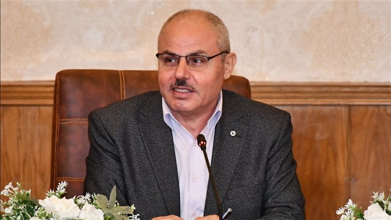 الدكتور ناصر مندور
