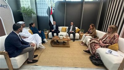 وزير البترول يبحث مع رئيس إنترناشونال ريسورسز الإماراتية التعاون في صناعة التعدين