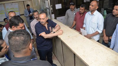 محافظ أسيوط يتفقد سير العمل بالمركز التكنولوجي بالقوصية 