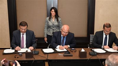  وزير الزراعة: مشروع 