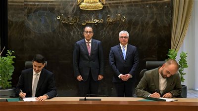 باستثمارات 15 مليون دولار، مدبولي يشهد توقيع عقد سيراج الصناعية