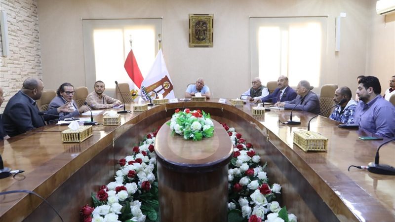 الوادي الجديد، فيتو