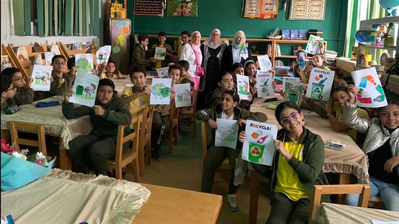 حملات توعية بالمدارس