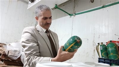 وكيل وزارة التموين بالإسكندرية يشن حملات على المحال والمخابز