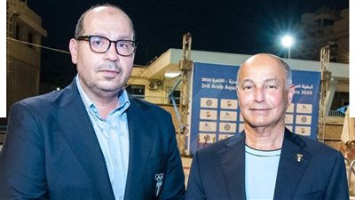 رئيس الاتحاد الدولي لألعاب الماء يهنئ ياسر إدريس بقيادته الناجحة لـ السباحة المصرية