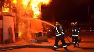 حريق بمخزن إطارات سيارات ببندر جرجا في سوهاج 