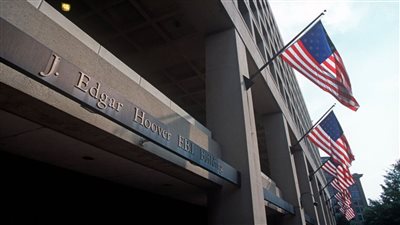 ضبط رجل في مبنى الكابيتول بحوزته زجاجتا بنزين