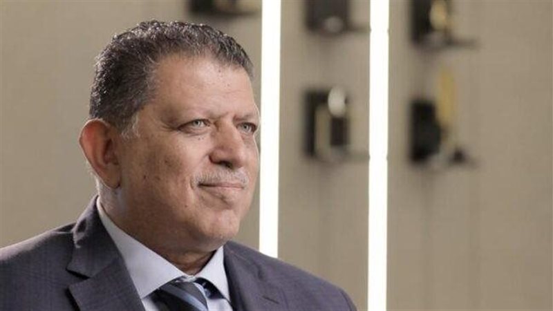 خالد فتحي يتقدم بأوراق