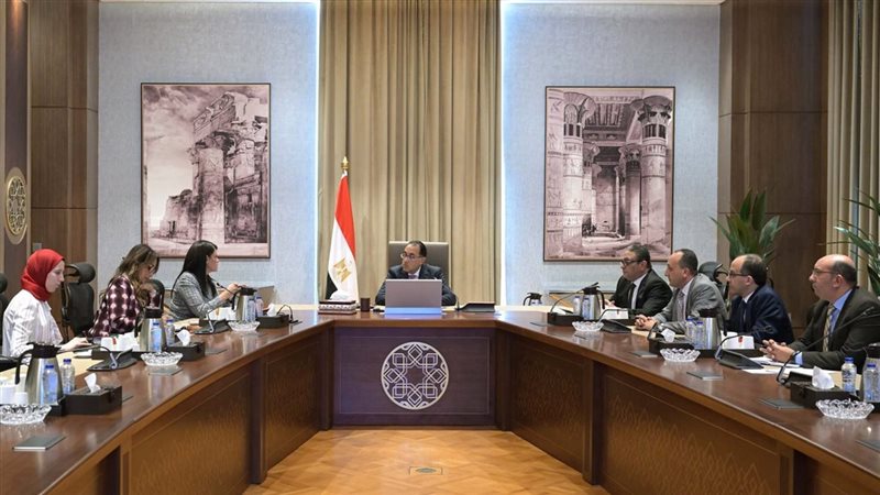 اجتماع برئاسة الدكتور
