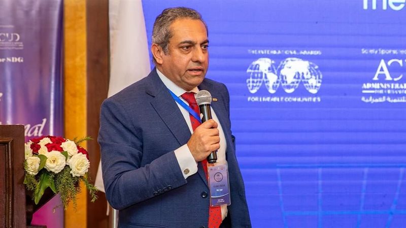 خالد عباس رئيس مجلس