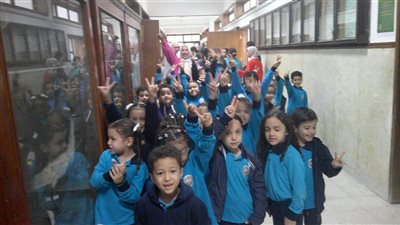 طلاب المدارس يزورون كلية الزراعة بجامعة القناة لتعزيز التفاعل العلمي (صور) 