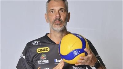 مدرب طائرة الزمالك بعد الفوز على هليوبوليس: أثق في قدرات اللاعبين