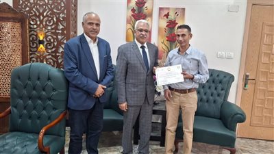 وكيل تعليم الإسماعيلية يكرم عددًا من أعضاء هيئة التدريس (صور)