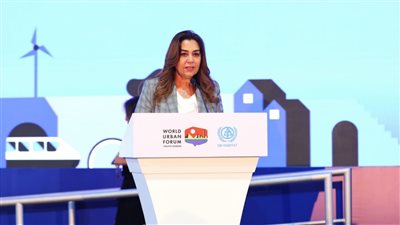 منال عوض خلال افتتاحها جلسة حوارية في ثالث أيام المنتدى الحضري: الحكومة توزع الاستثمارات بشكل عادل.. وحريصة على تحقيق أهداف التنمية المستدامة