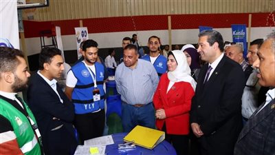 محافظ دمياط يفتتح الملتقى التوظيفى الأول برأس البر
