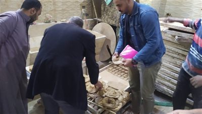 تحرير 20 محضرا خلال حملة تموينية على المخابز بالسنطة (صور)