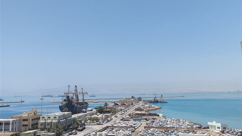 تداول 13 ألف طن بضائع
