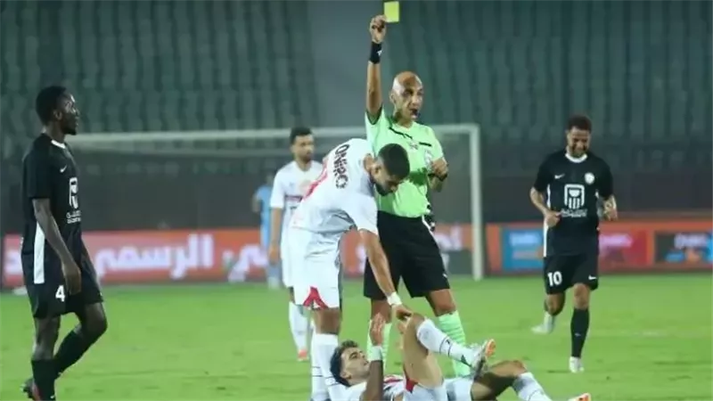 محمد عادل حكم مباراة