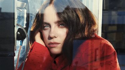 بيلي آيليش تصف ترامب بـ