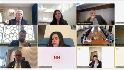 وزير التعليم العالى يعقد اجتماعًا مع لجنة تحكيم أكبر مسابقة للأفكار الابتكارية 