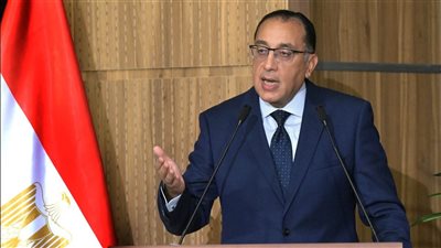 رئيس الوزراء: تحويل 275 ألف سيارة تعمل بالبنزين والسولار إلى الغاز الطبيعي سنويًّا