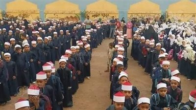 مجازاة معلمة ألقت كاتل شاي على شيخ معهد أزهري ببني سويف 