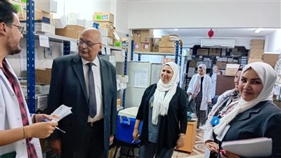 تكليفات مدير التأمين الصحى بالشرقية لمسئولي مركز الكبد بالزقازيق