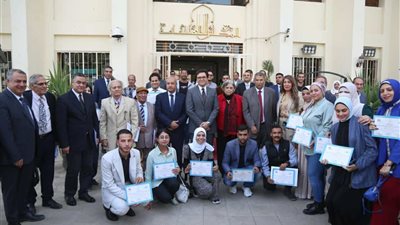 وزير الثقافة يُكرم الفائزين بمسابقة المواهب الأدبية للشباب