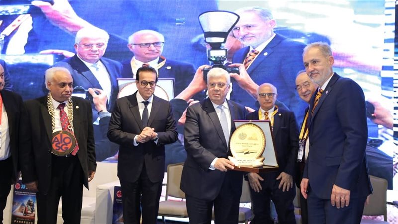 وزيري الصحة والتعليم