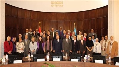 رئيس جامعة الإسكندرية يبحث مع وفد هيئة الفولبرايت سبل التعاون المشترك