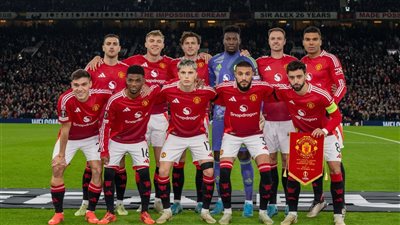 نجم مانشستر يونايتد يتدرب في إحدى صالات الملاكمة