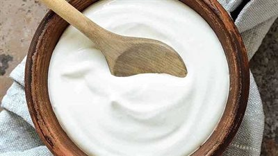 فوائد الزبادي في سحور رمضان لمنع العطش وتعزيز الطاقة