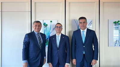 المكتب التجاري في إسطنبول: تنظيم لقاءات مكثفة مع 16 شركة قابضة لوزير الاستثمار خلال زيارته لتركيا 