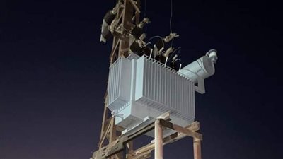 تركيب محول كهرباء وصيانة الشبكات بقرية الطويل بالعريش 